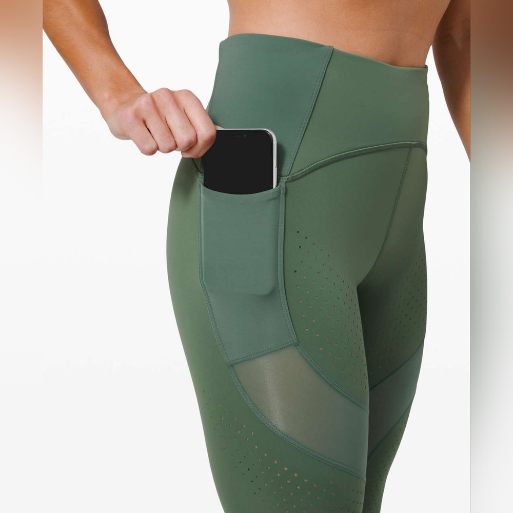 Lululemon Uncovered Strength High-Rise Crop 23" Algae Green In Size 10